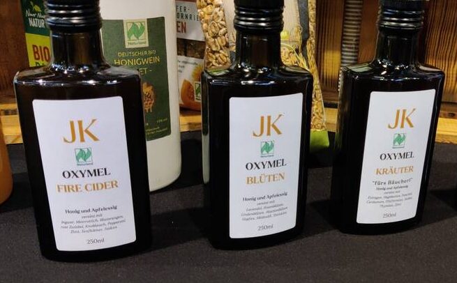 Eindrücke aus Bienenwelt eurobee: Bio-Oxymel mit interessanten Inhaltsstoffen